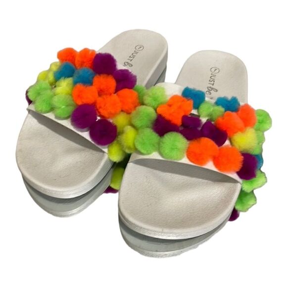 Just be…DIY neon/white Pom Pom slides size 7 NEW - Picture 1 of 6